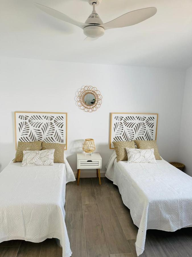 Palapa Garden Alojamientos, Piscina Privada Y Cerca Del Mar Chiclana de la Frontera Eksteriør bilde