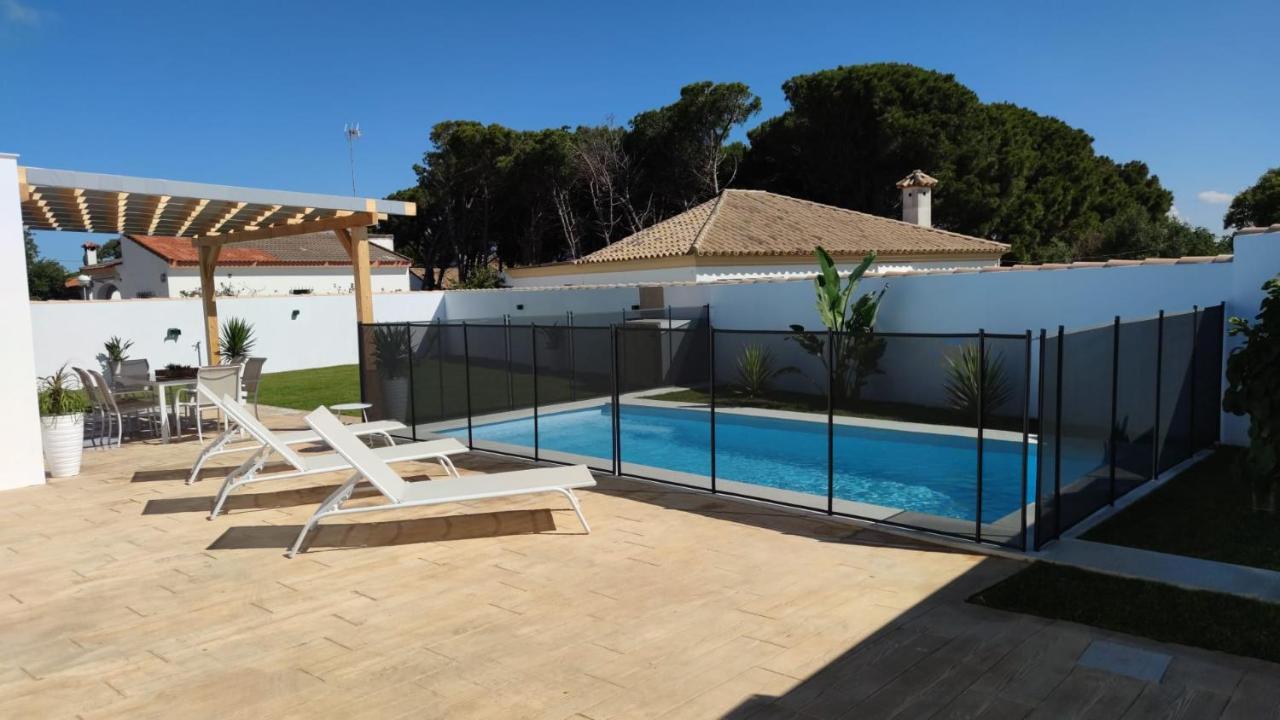 Palapa Garden Alojamientos, Piscina Privada Y Cerca Del Mar Chiclana de la Frontera Eksteriør bilde